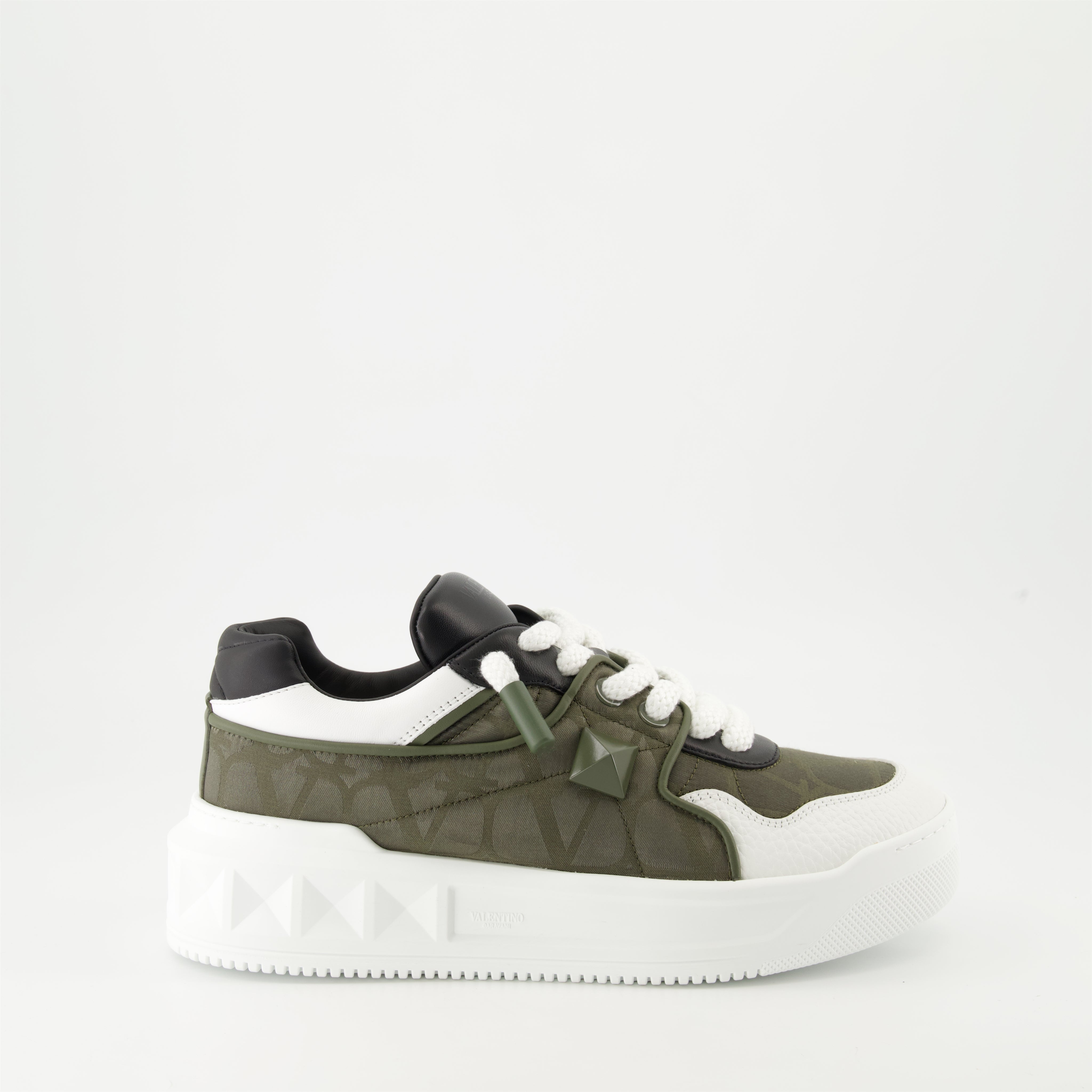 One Stud XL Sneakers Valentino Garavani - Men – myCompañero One Stud XL Sneakers Valentino Garavani - Men – myCompañero