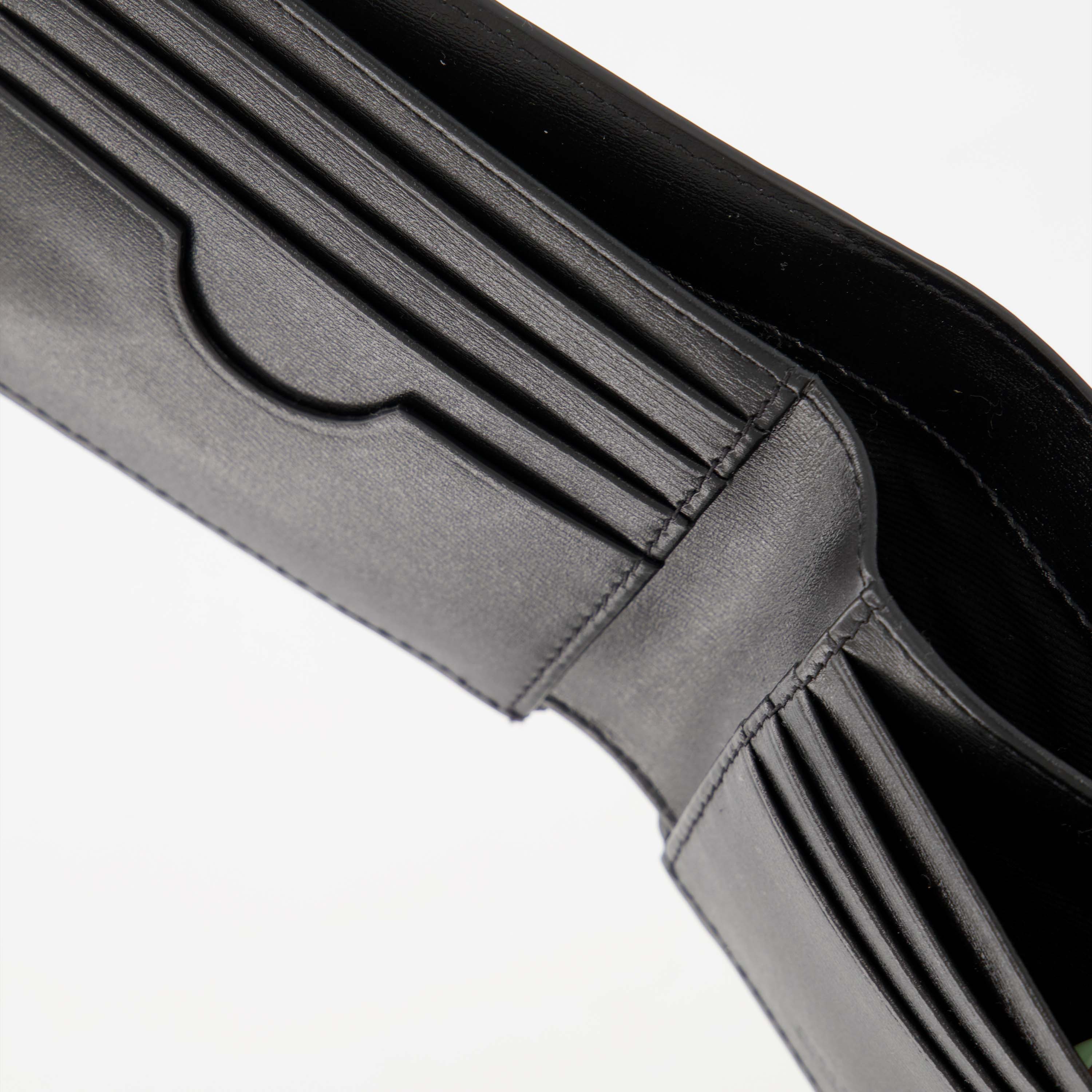 Small leather goods Friend of Heart Wallet Ami PARIS Black Unisex