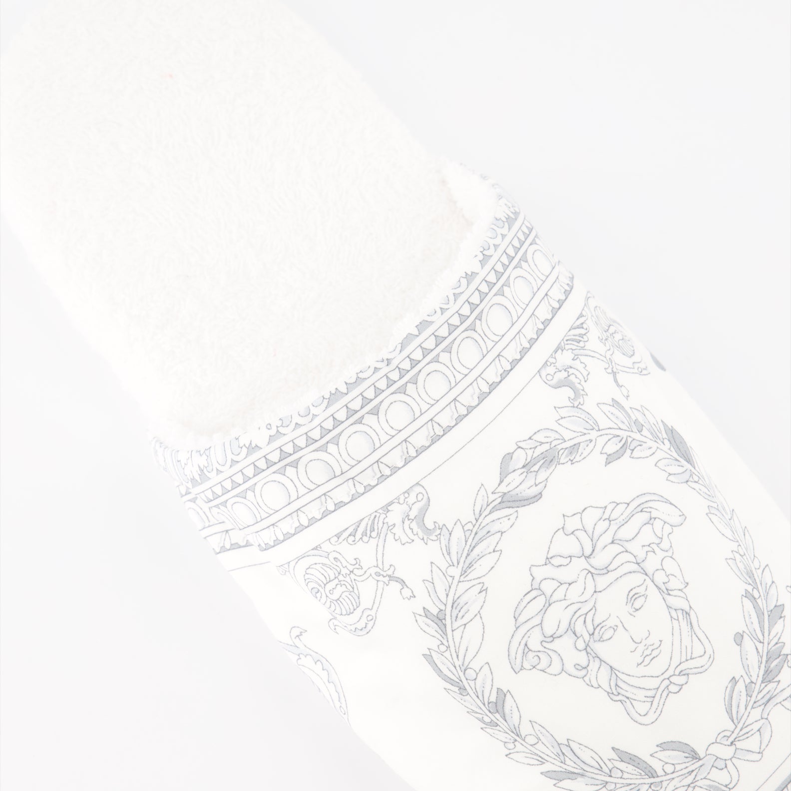 Roupa íntima e homewear Chaussons Medusa Versace Branco Unissex