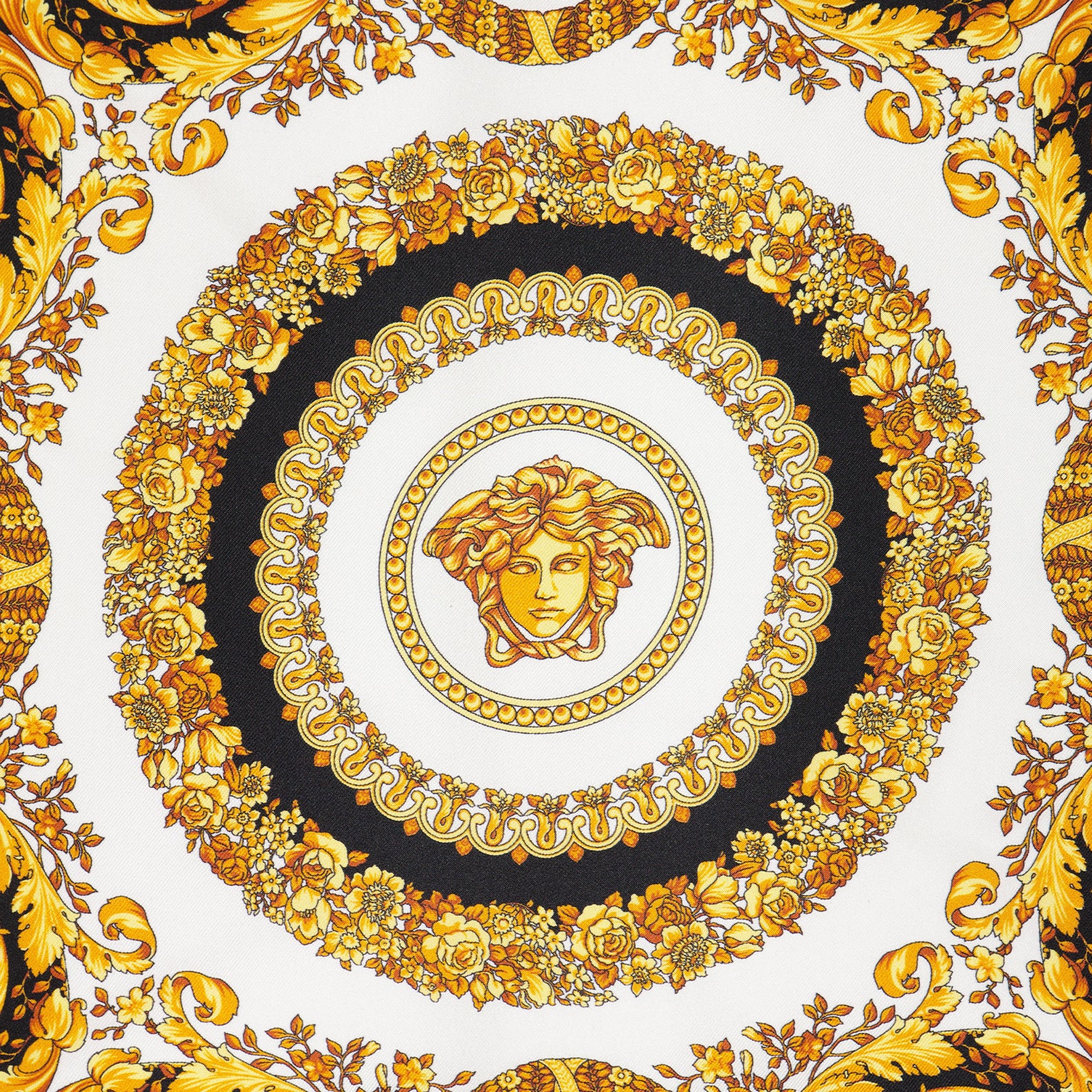 Lifestyle Medusa cushion Versace Black Unisex