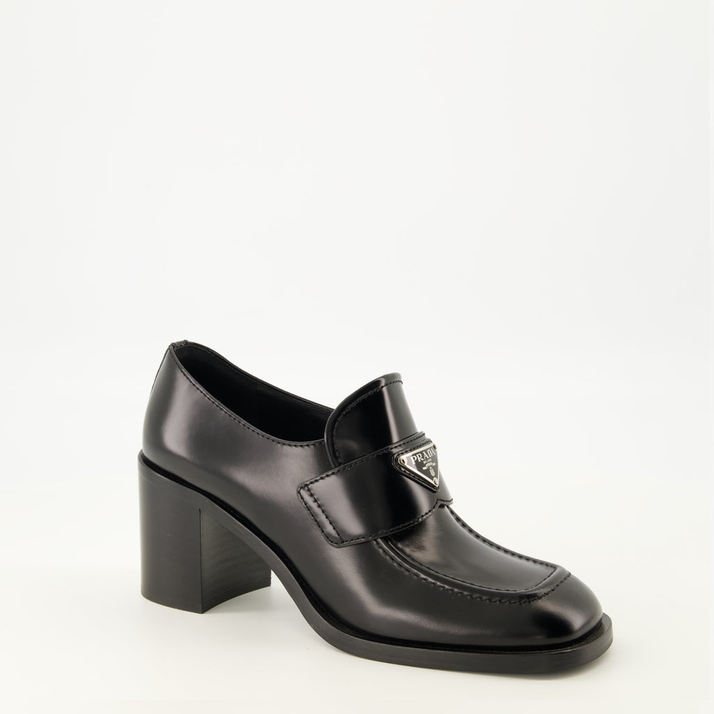 Mocassins Mocassins à talon en cuir noir Prada Noir Femme