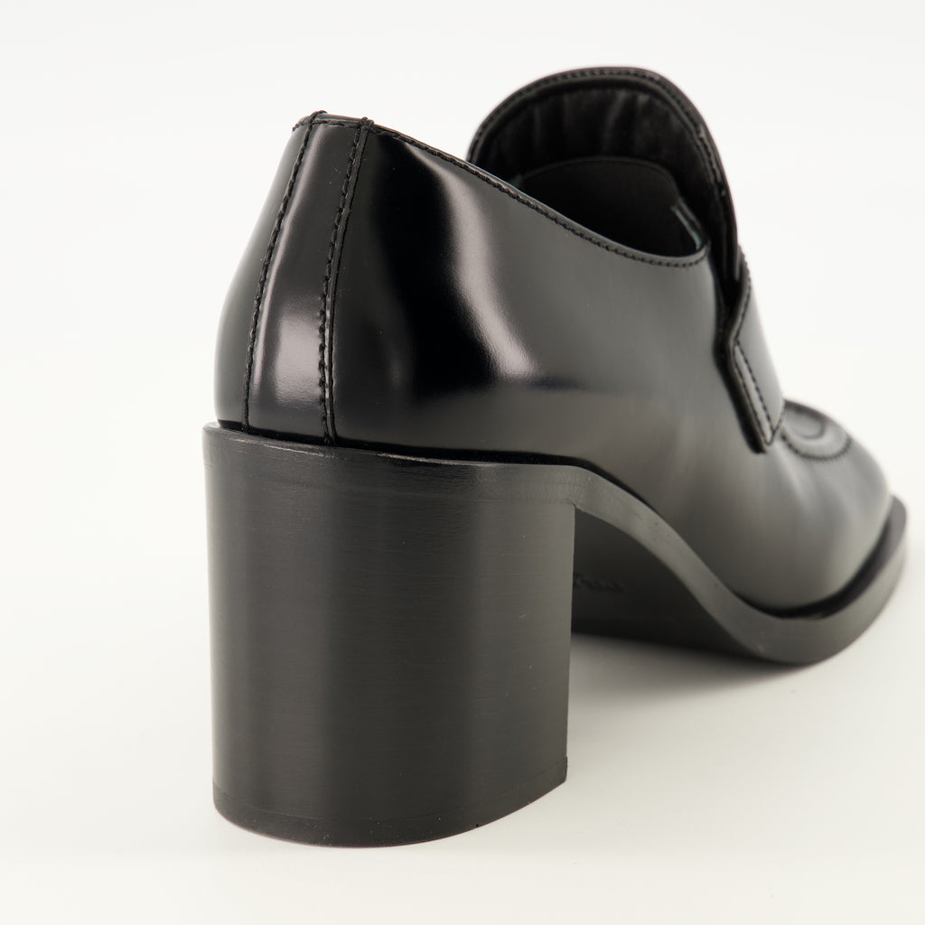 Mocassins Mocassins à talon en cuir noir Prada Noir Femme