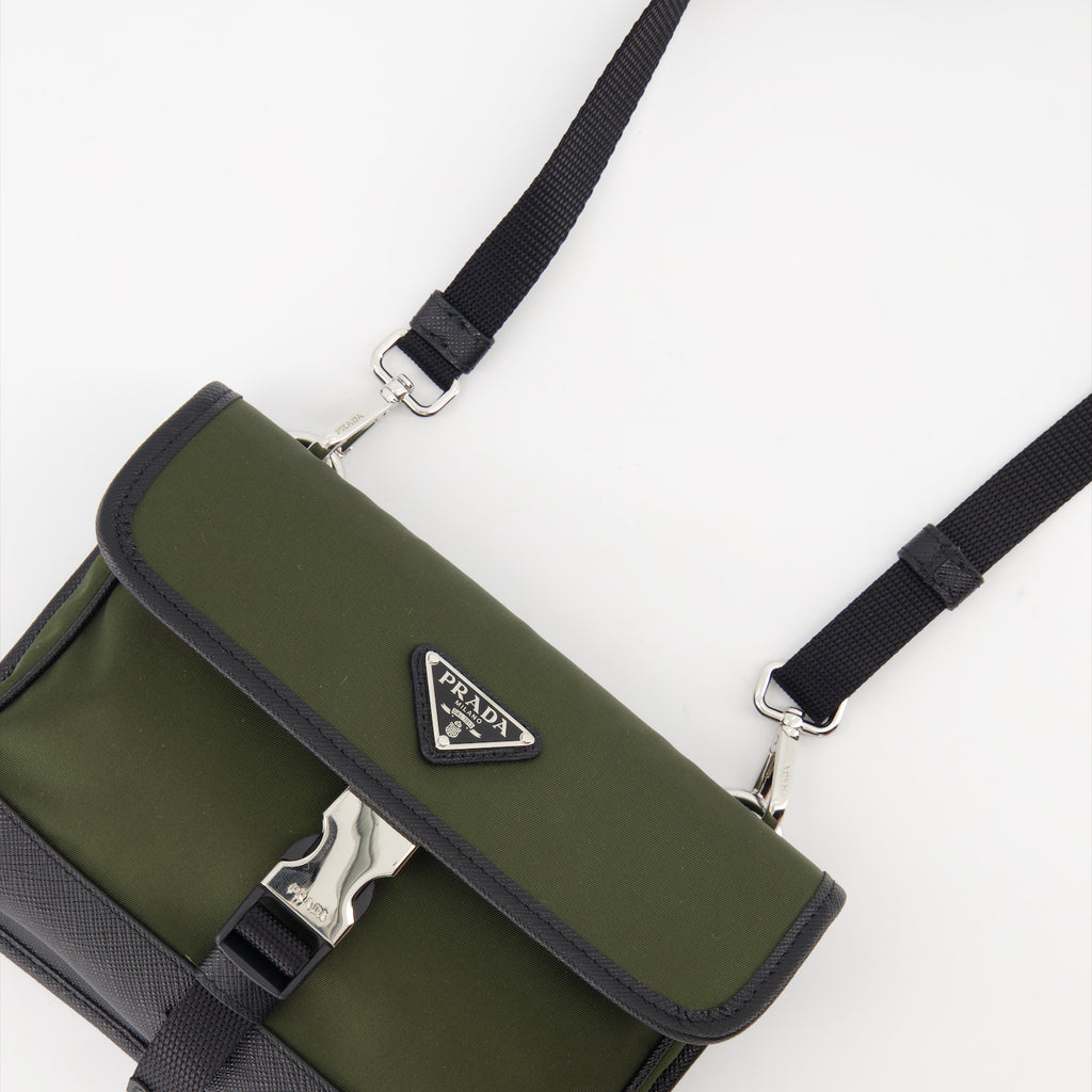 Bolsas transversais Pochette en Re-Nylon et cuir Saffiano Prada Verde Homme