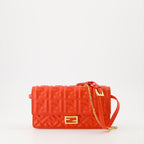 Bolsas transversais Portefeuille à chaîne Baguette Fendi Vermelho Femme