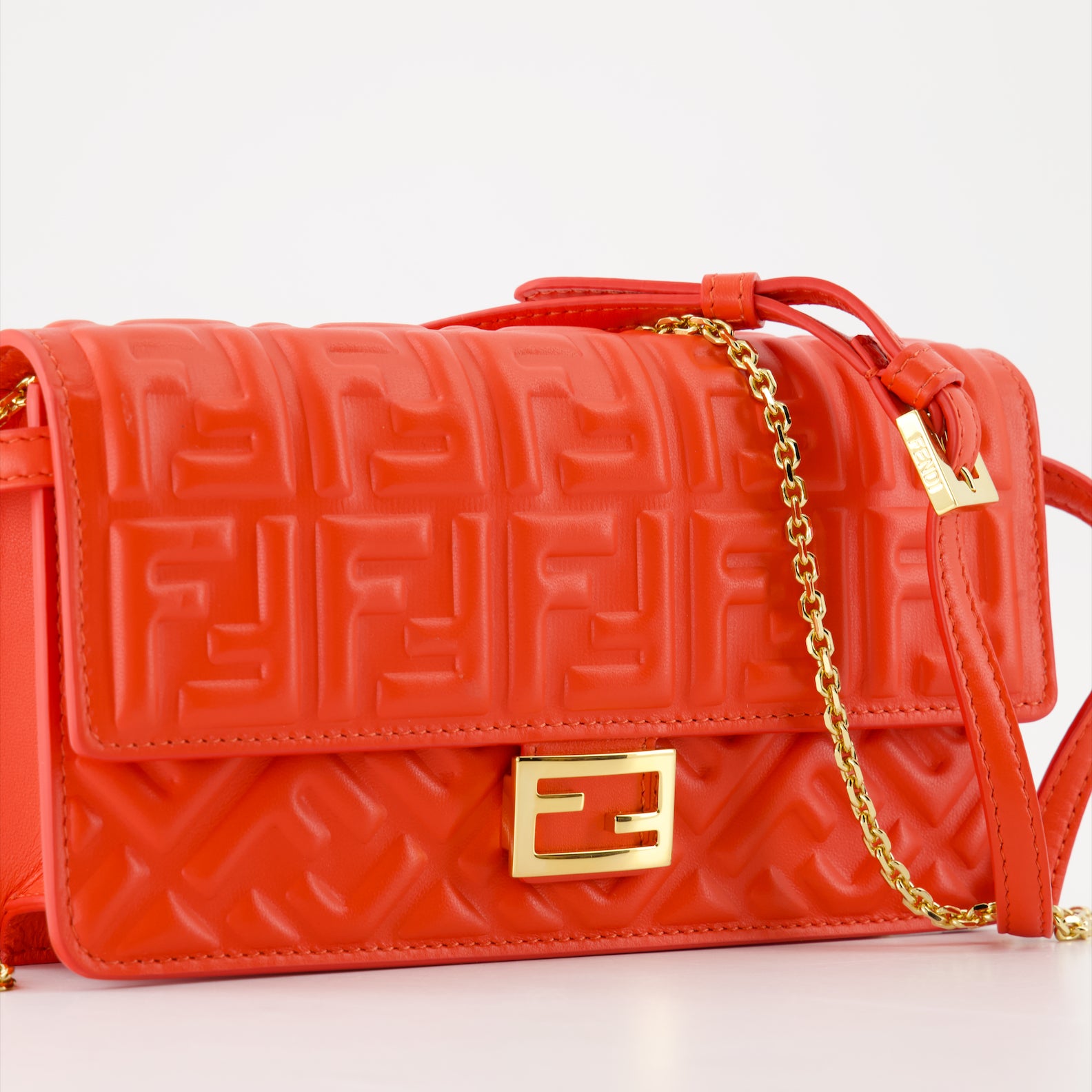 Bolsas transversais Portefeuille à chaîne Baguette Fendi Vermelho Femme