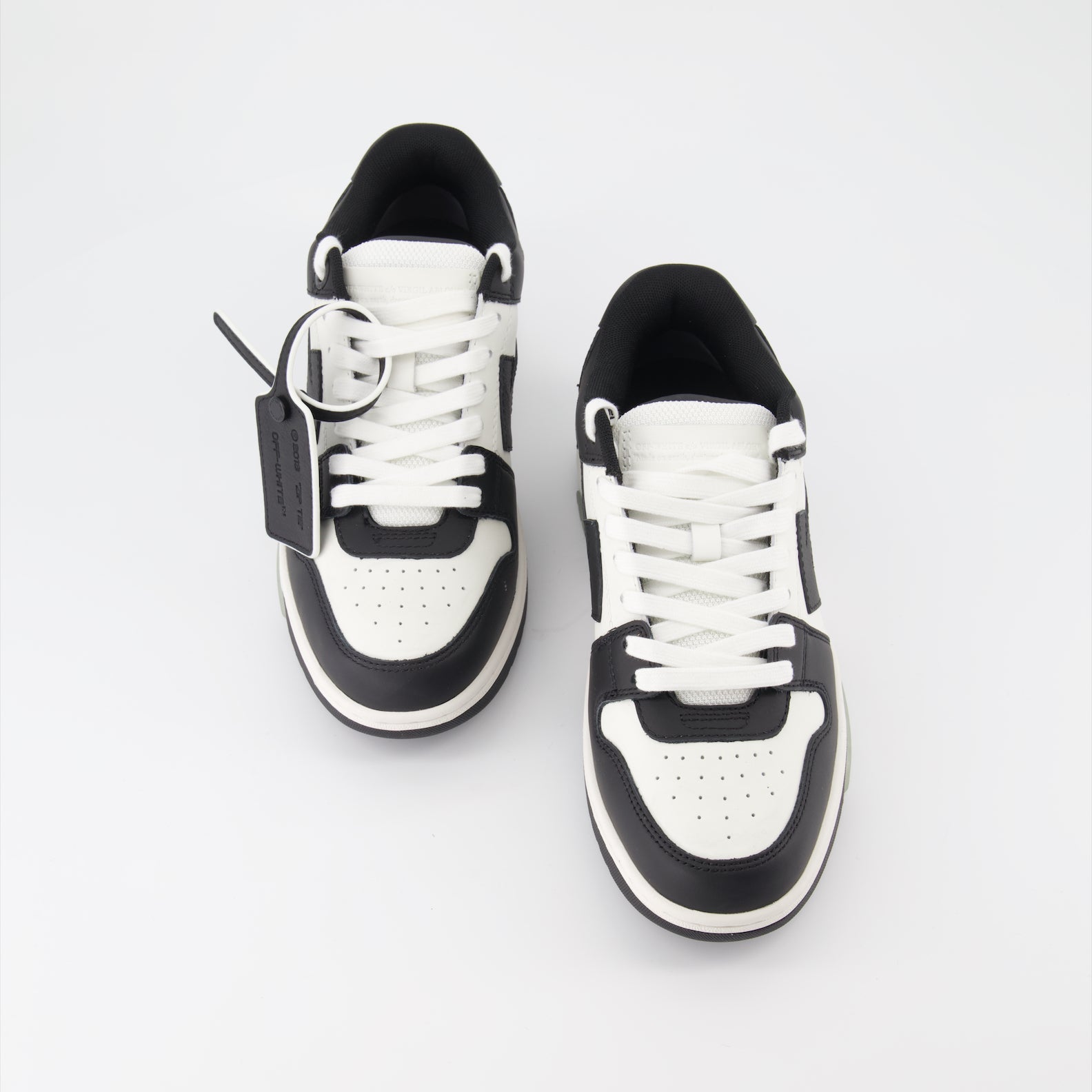 Baskets Baskets Out Of Office Off-White Noir Femme