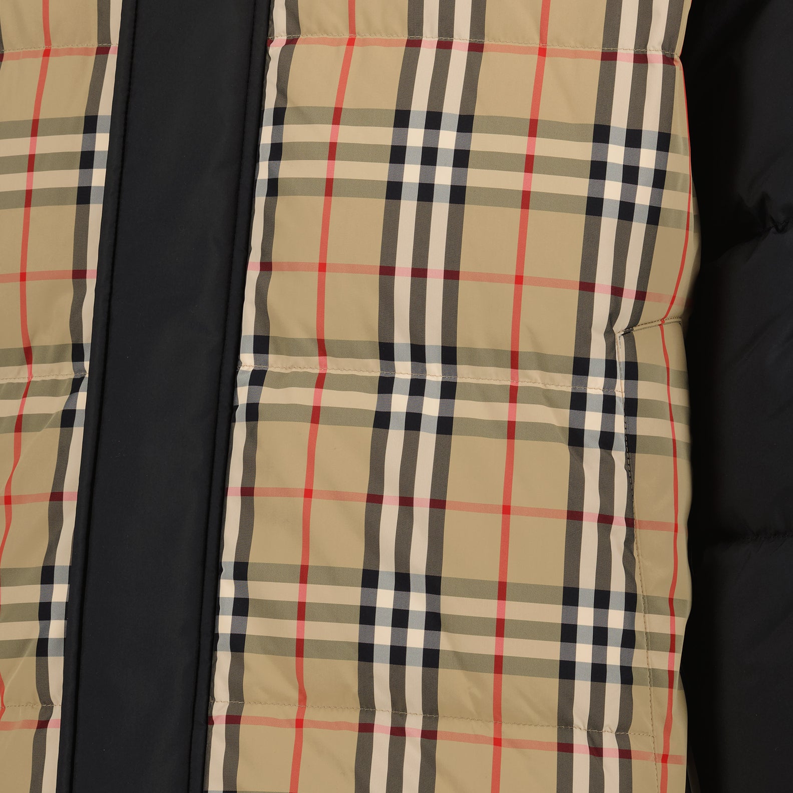 Manteaux Doudoune réversible Burberry Noir Homme