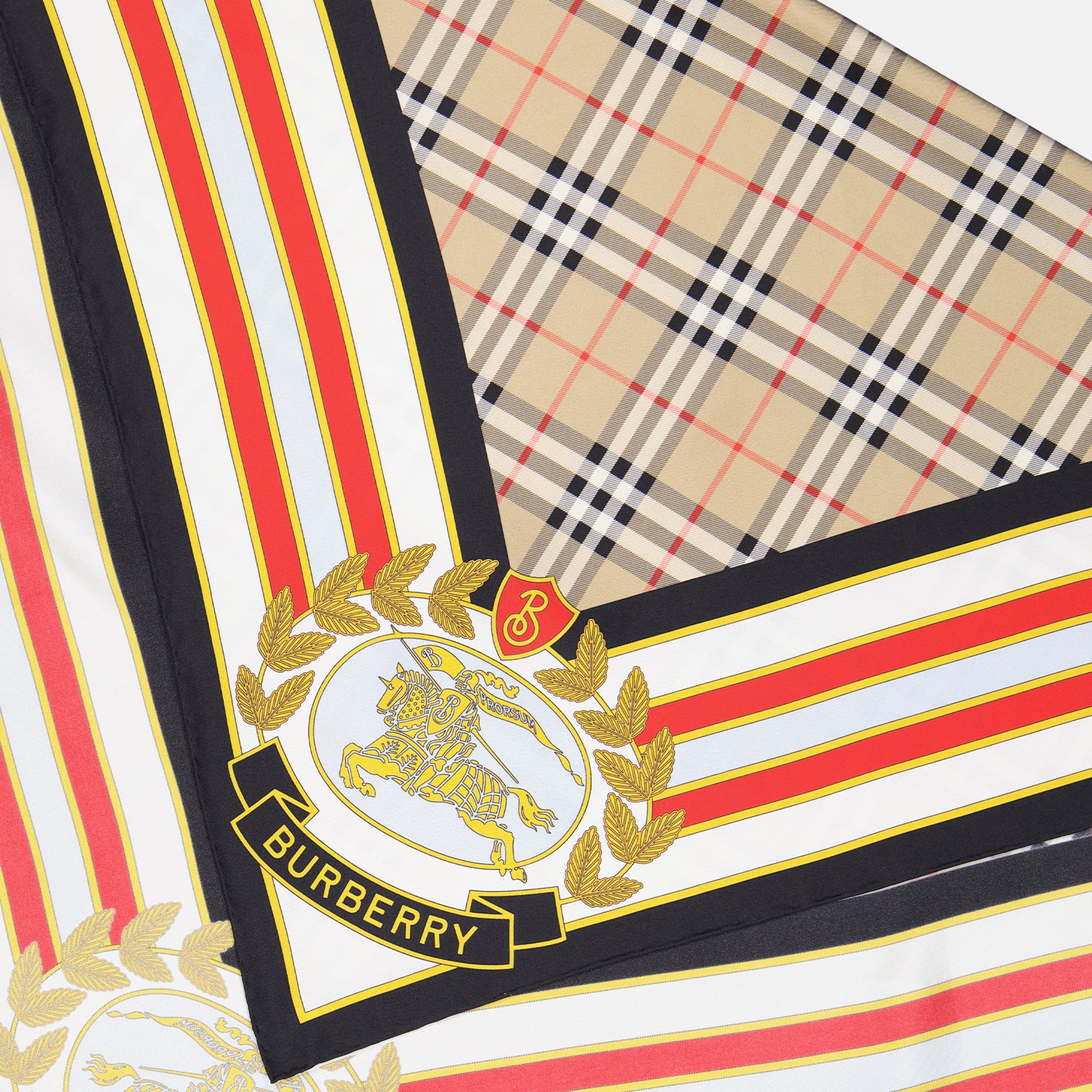 Schals und handschuhe Carré de soie Burberry Beige Femme