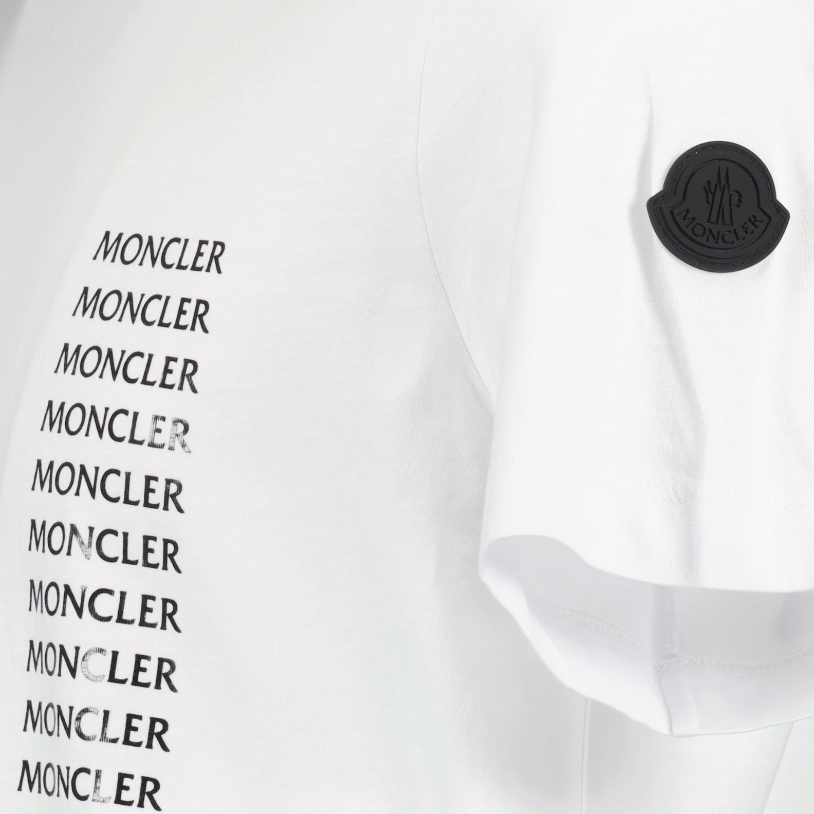 MONCLER ロゴ Tシャツ ホワイト MONCLER ロゴ Tシャツ ホワイト 公式