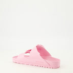 Image of the Birkenstock Arizona Big Buckle slides for Women - Autumn-Winter 2025 season - Three-quarter back right view