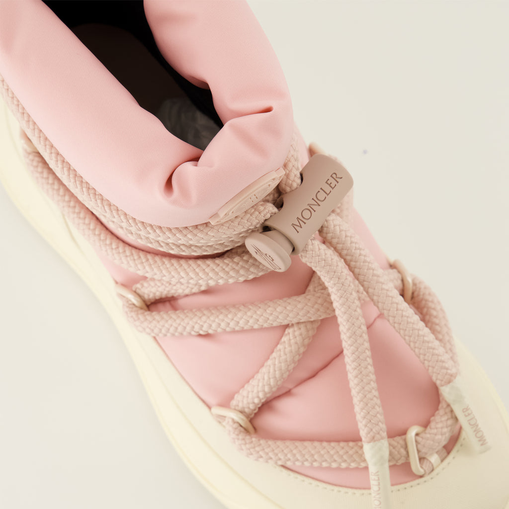 Imagem das botas de neve Altive Mid da marca Moncler para mulher - Temporada Outono-Inverno 2025 - Vista detalhada de cima