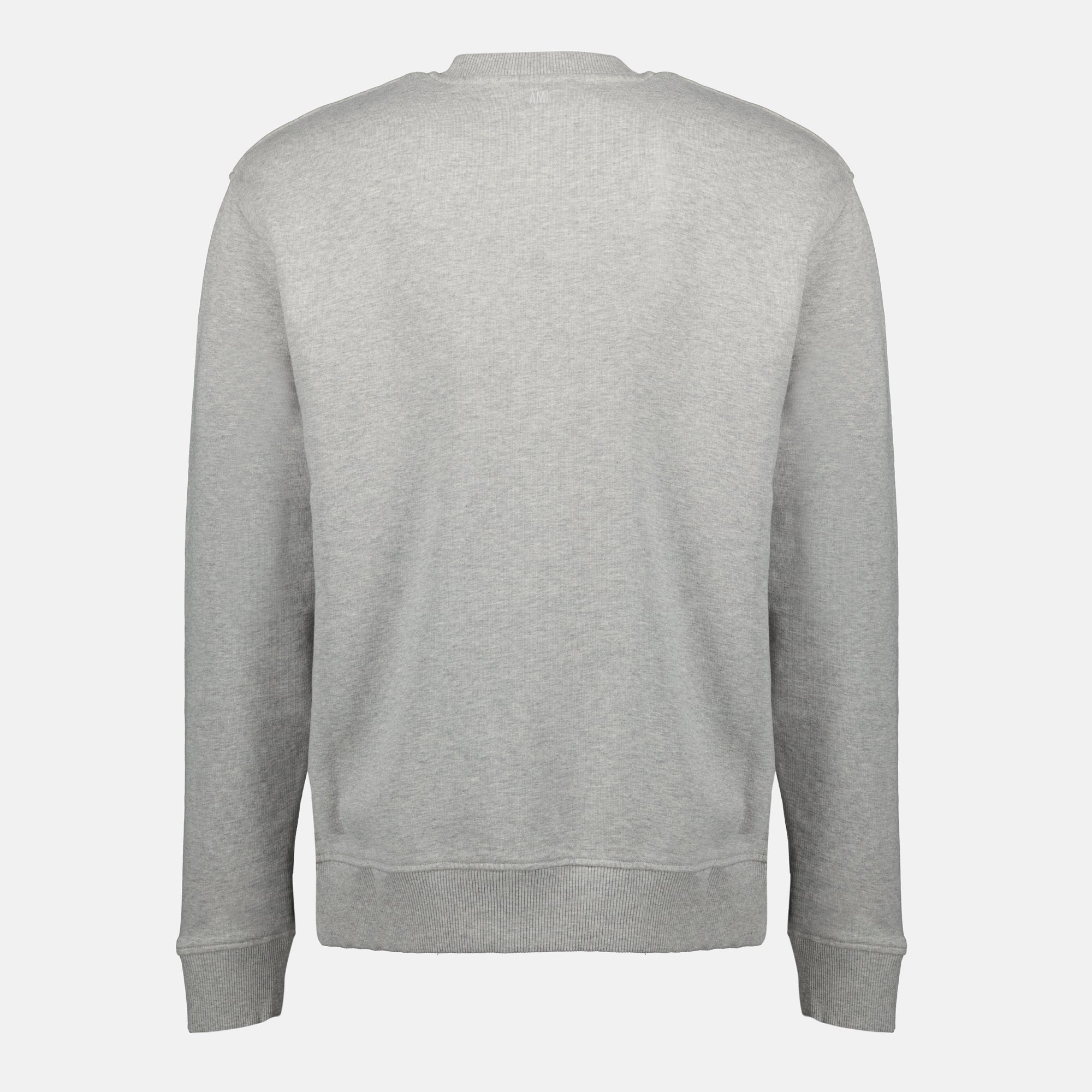 Image of the AMI heart sweatshirt from the brand Ami PARIS for Men - Autumn-Winter 2025 - Detailed View 2