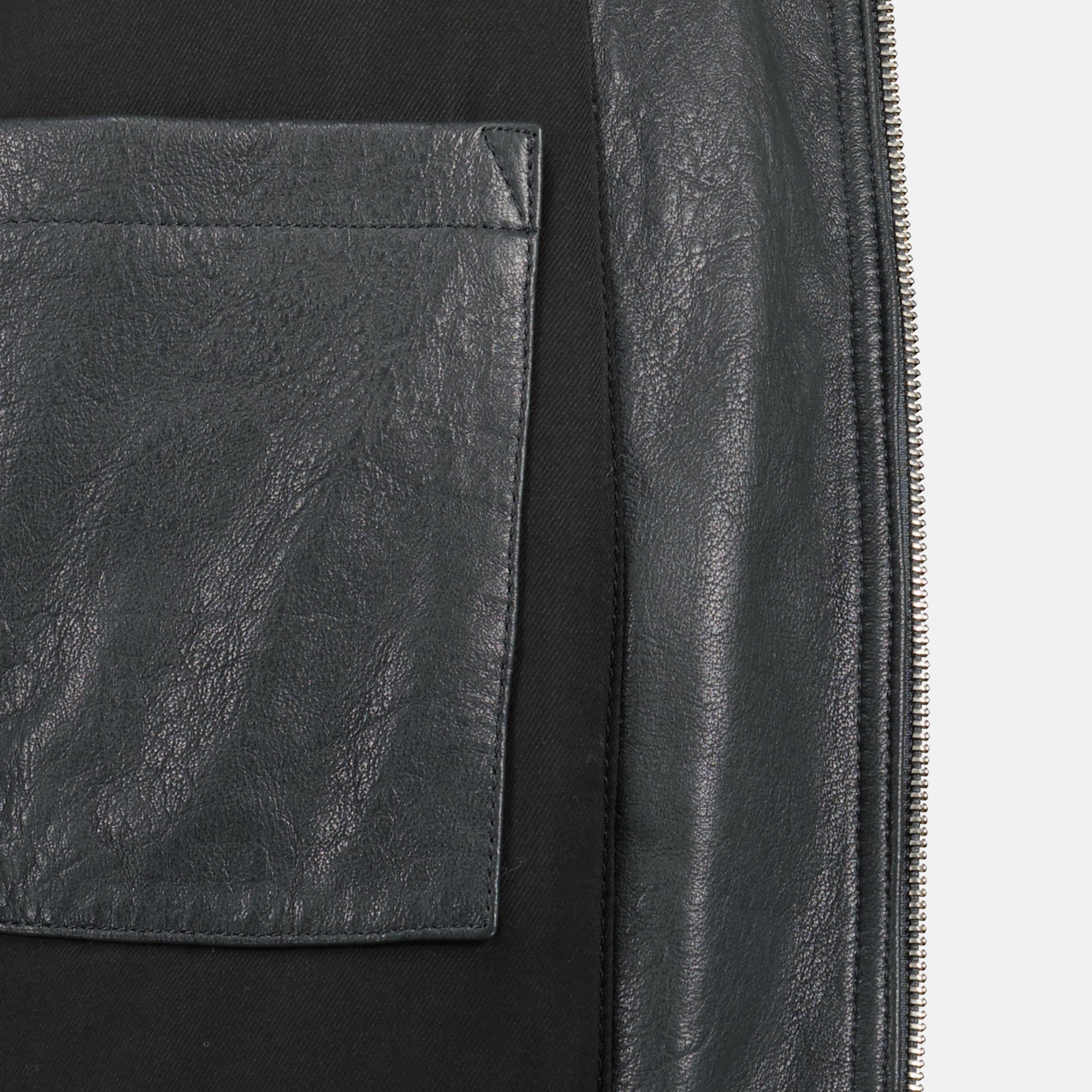 Image of the Ami PARIS leather jacket for men - Fall-Winter 2025 - Detailed view_4