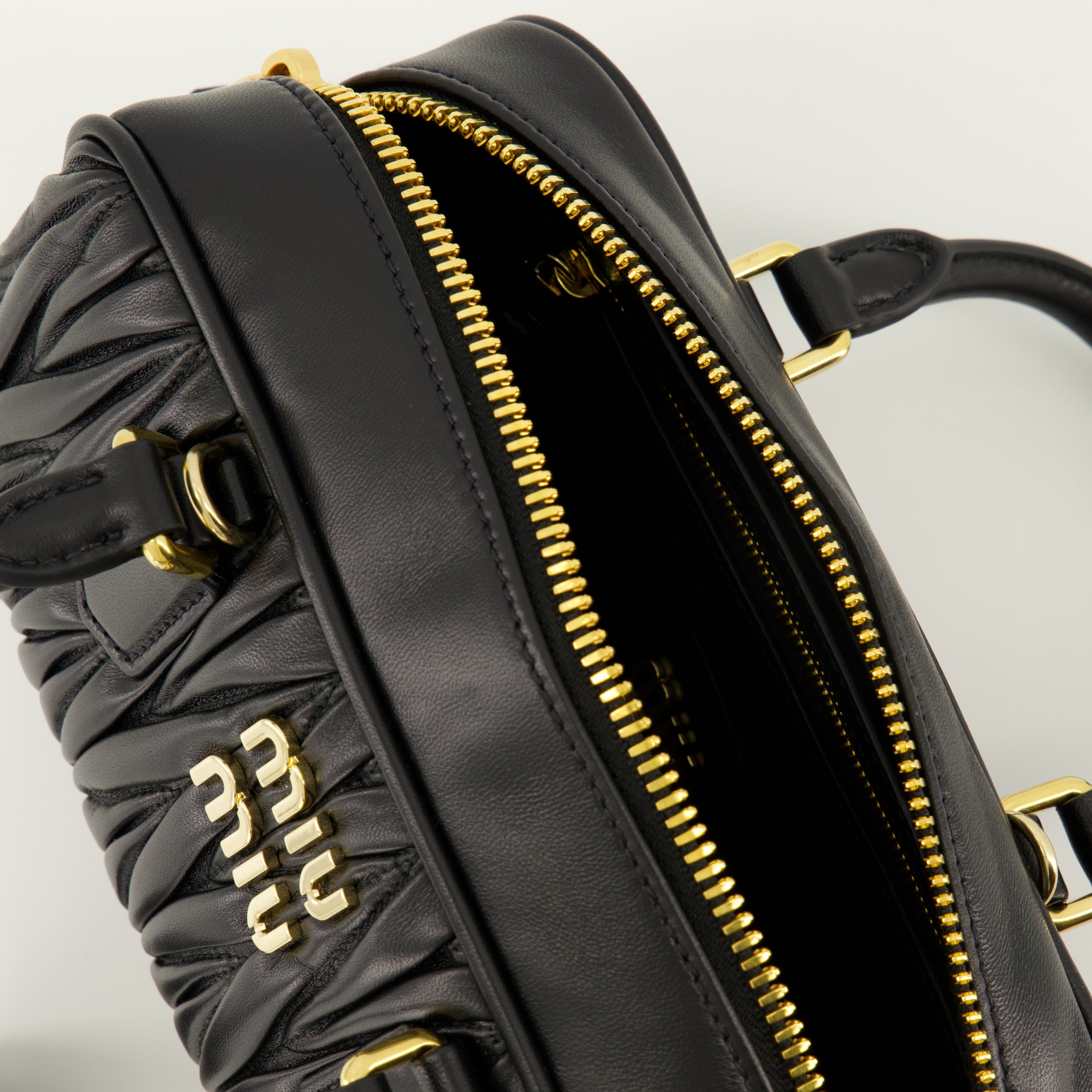 Image de l'article Sac Arcadie de la marque Miu Miu pour Femme - Saison Printemps-Été 2026 - Vue détaillée_2