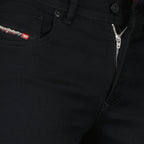 Imagen del Jean Sleenker 1979 L.34 de la marca Diesel para Hombre - Temporada Otoño-Invierno 2025 - Vista Detallada_2