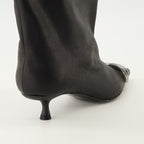 Imagem da bota D-Venus preta da Diesel para Mulheres - Outono-Inverno 2025 - Vista traseira