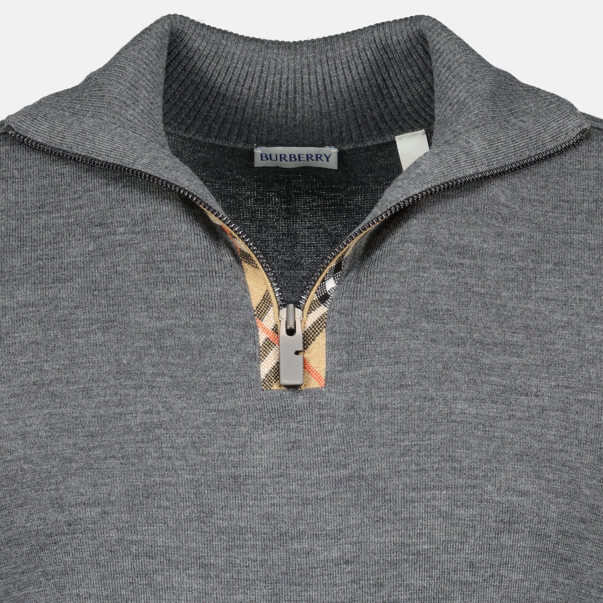 Image de l'article Pull zippé en laine gris de la marque Burberry pour Homme - Saison Printemps-Été 2026 - Vue détaillée_2