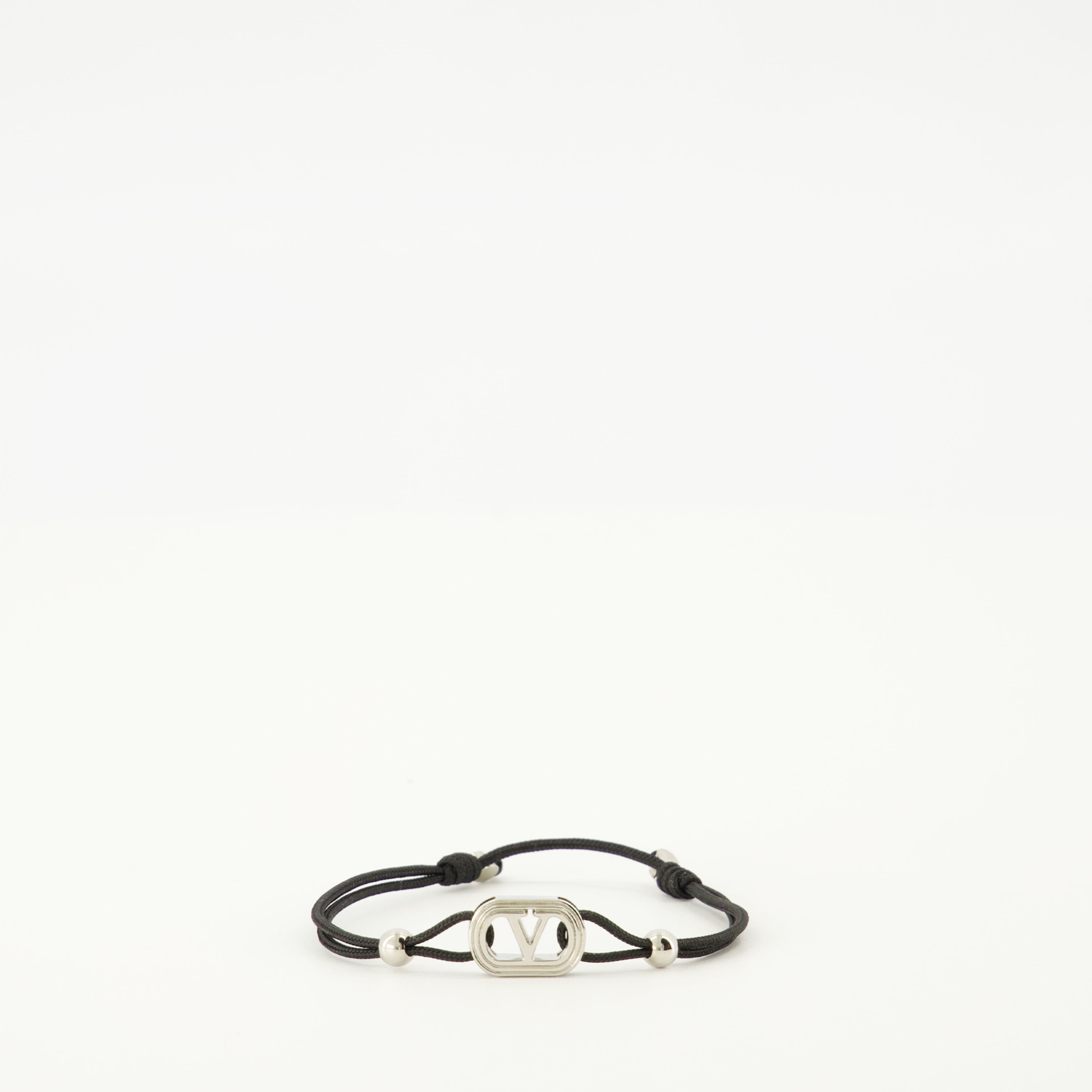 Imagen del brazalete de cordón VLogo de la marca Valentino Garavani para Hombre - Temporada Otoño-Invierno 2025 - Vista Frontal