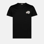 Imagen de la camiseta de logo de la marca Moncler para hombre - Temporada Otoño-Invierno 2025 - Vista Frontal
