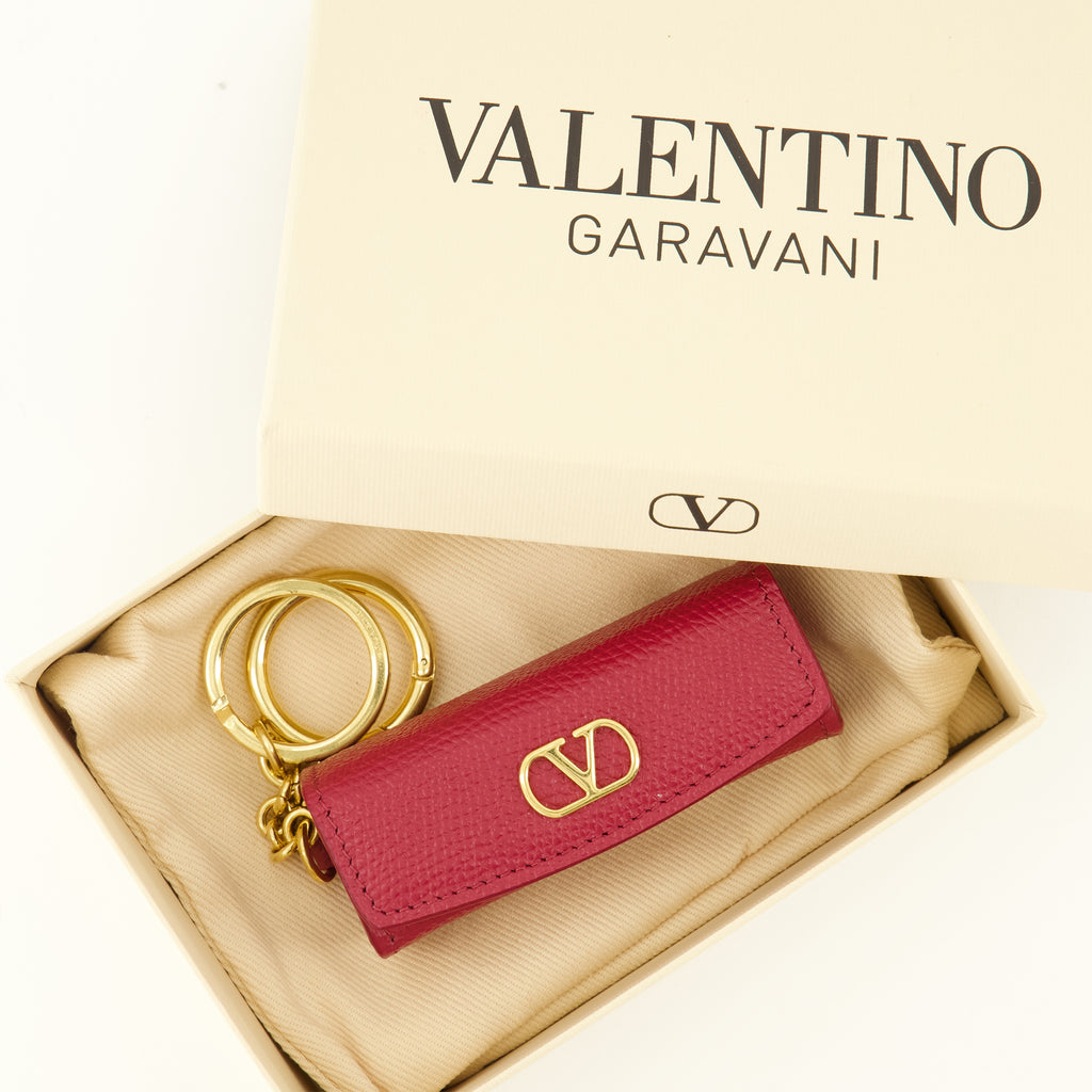 Lifestyle 레드 색상의 VLogo 가죽 참 Valentino Garavani Rouge Femme