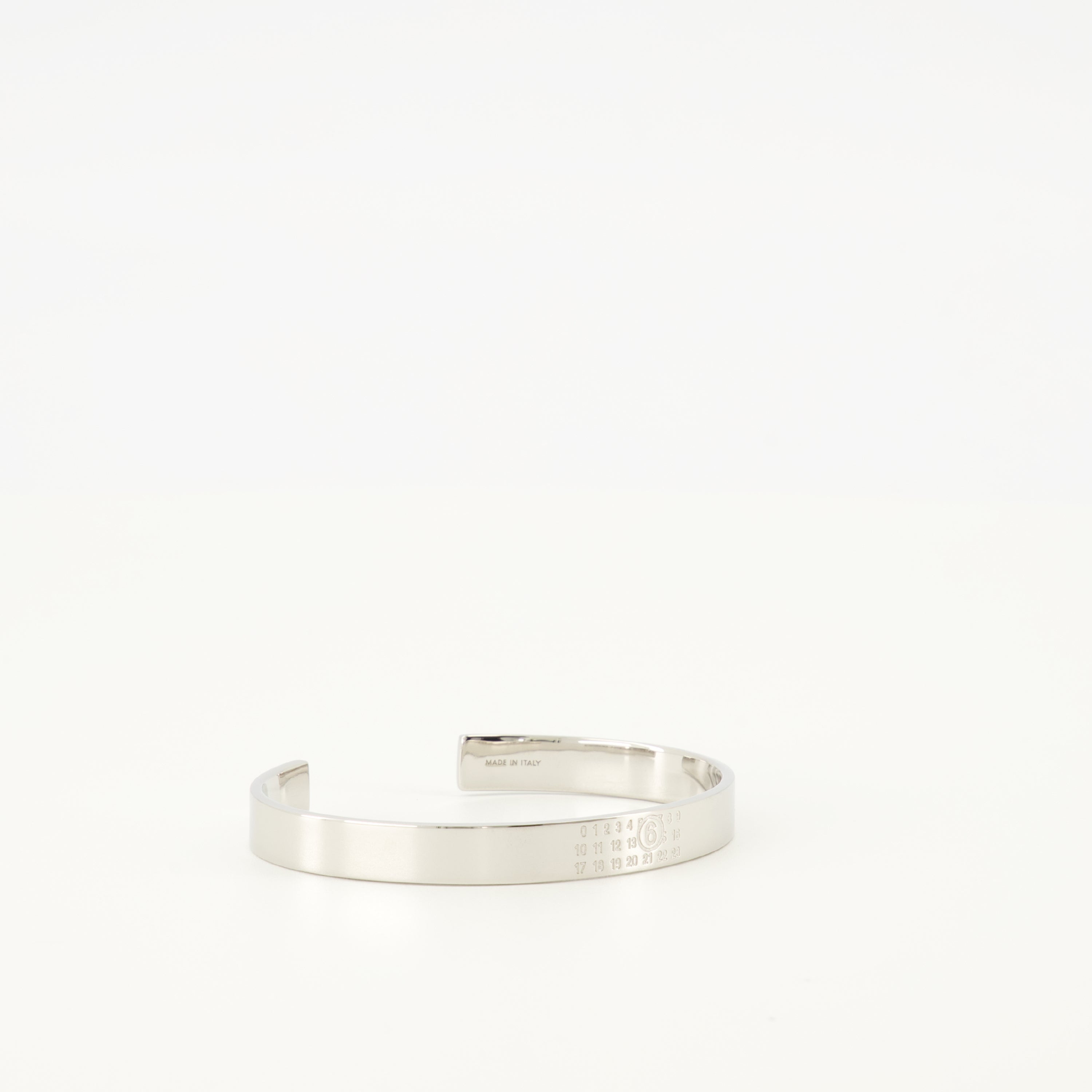 Image de l'article Bracelet Numeric argenté de la marque Mm6 pour Femme - Saison Printemps-Été 2026 - Vue détaillée_2