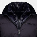 Manteaux イセンヴィエル ブルーダウンジャケット Moncler Bleu foncé Homme
