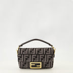 Imagen del bolso mini Baguette en denim FF de la marca Fendi para Mujer - Temporada Otoño-Invierno 2025 - Vista Frontal