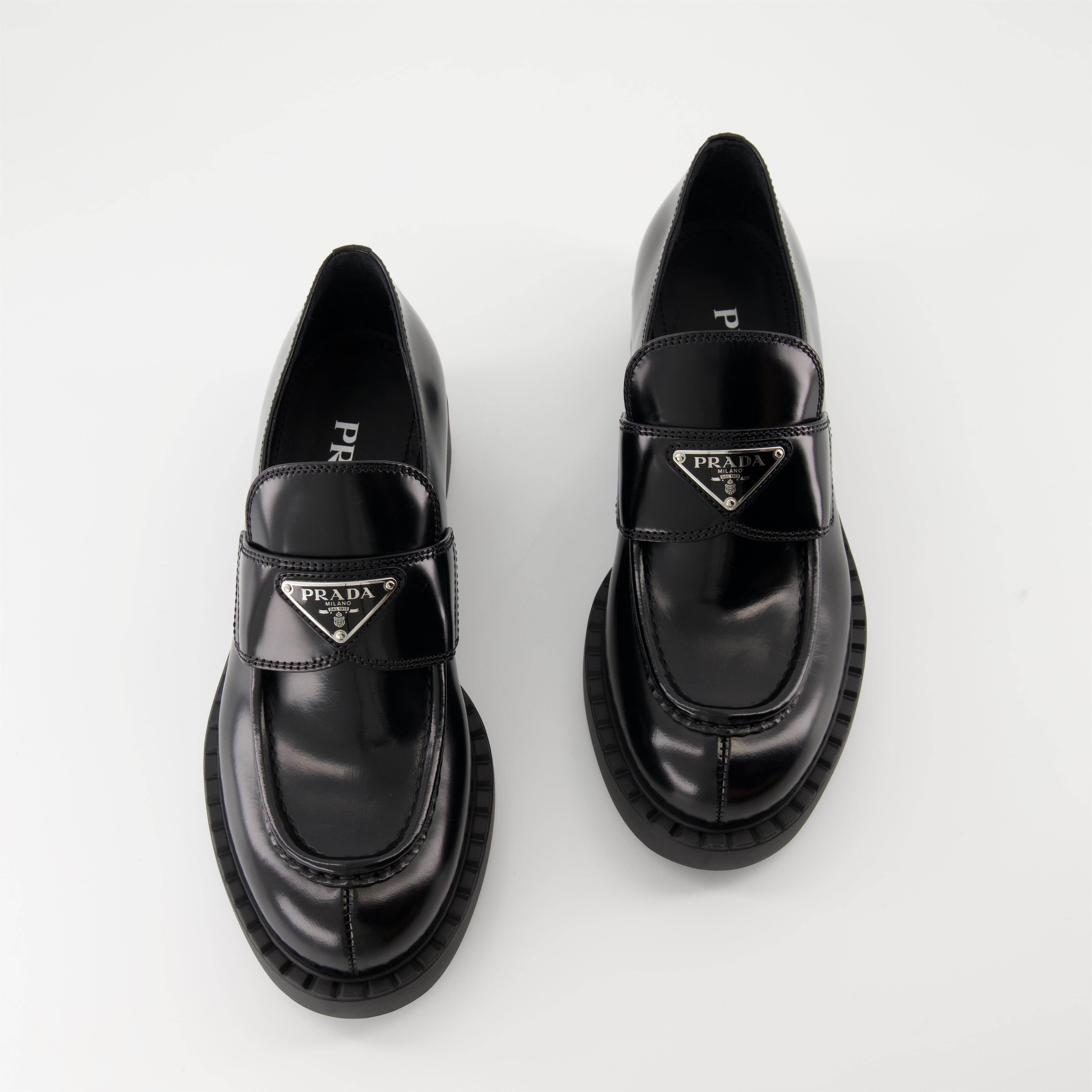 Loafers Mocassins Chocolate Prada Black Femme