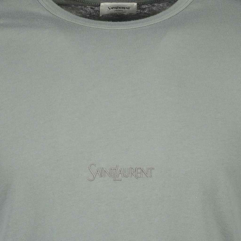 Image of the gray embroidered T-shirt from the brand Saint Laurent for Men - Fall-Winter 2025 - Detailed View_2