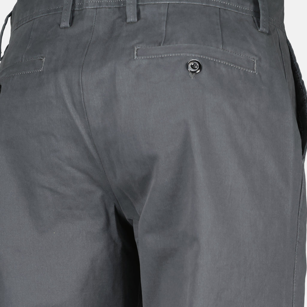 Image of the Officine Générale Men's Chino Pants article - Autumn-Winter 2025 - Detailed View_2