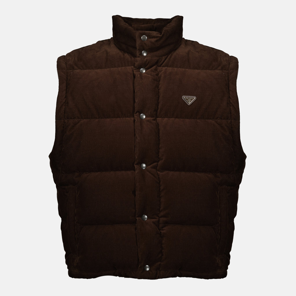 Image of the brown corduroy puffer jacket from Prada for Men - Autumn-Winter 2025 - Detailed View_1