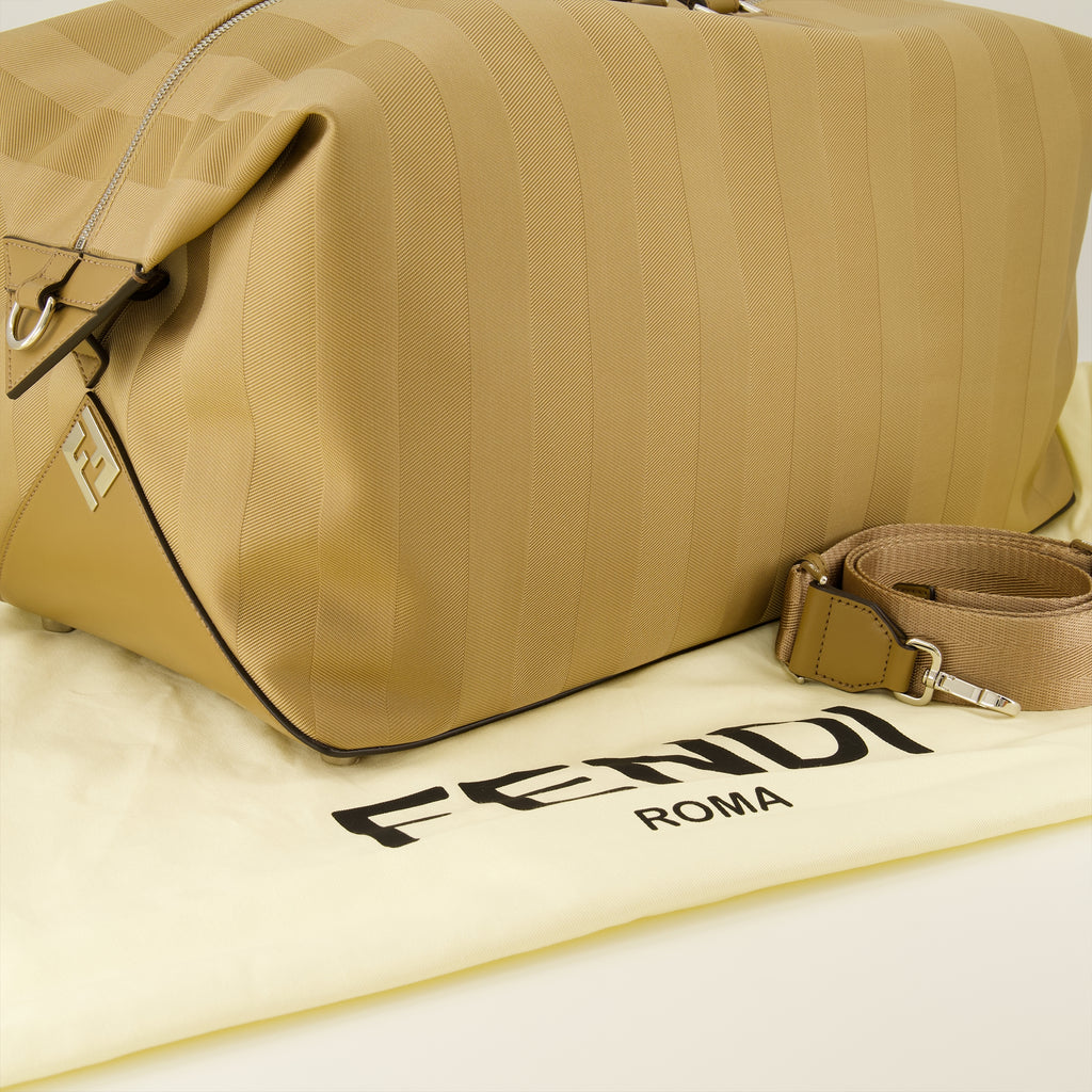 Sacs de sport et voyage Fendi Lui 48 Beige Nylon Travel Bag Fendi Beige Homme
