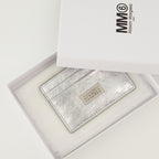Imagen del porta tarjetas metálico Numeric de la marca Mm6 para Unisex - Temporada Primavera-Verano 2026 - Vista Detallada_3