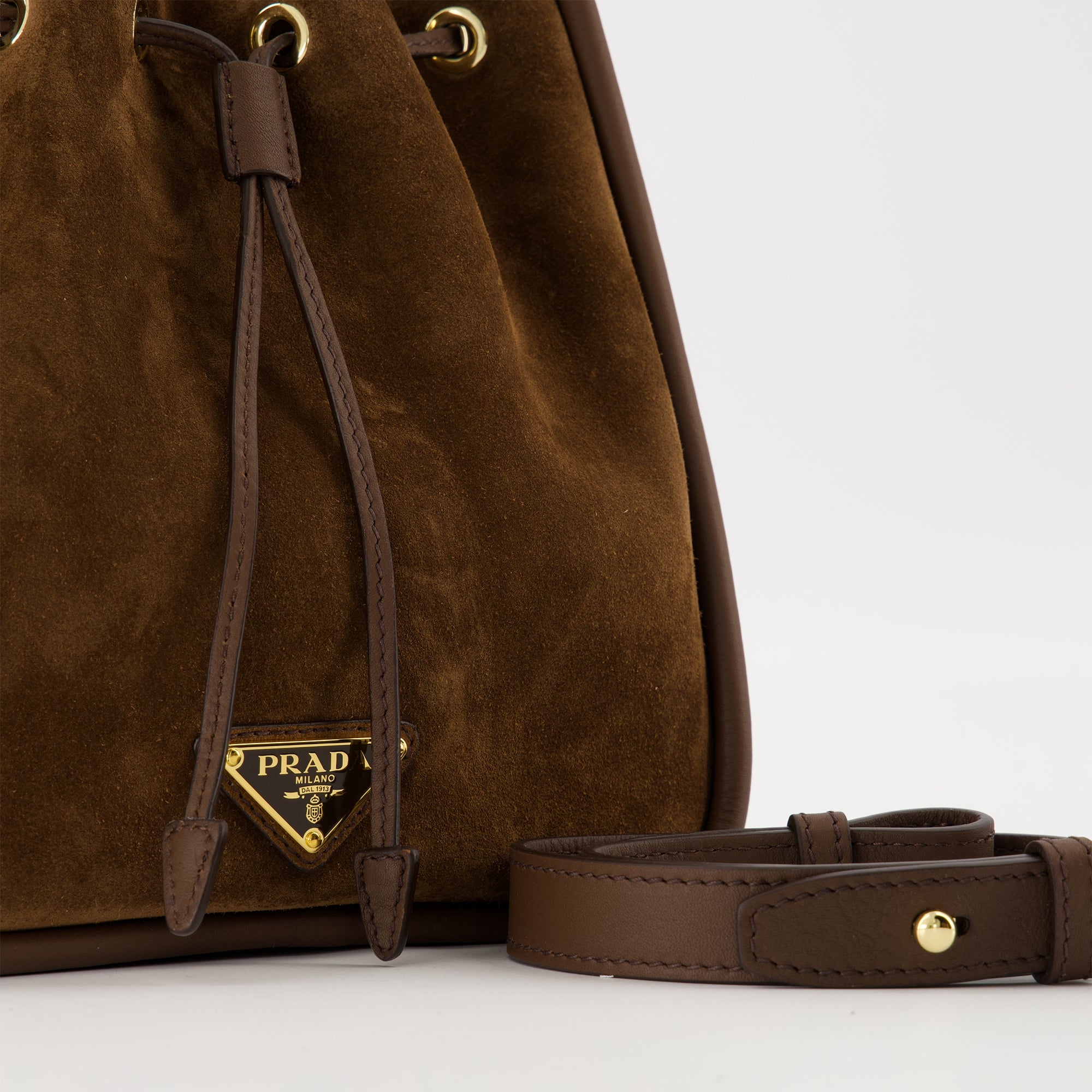 Image of the Mini Darling bucket bag from the Prada brand for Women - Fall-Winter 2025 - Detailed View 2