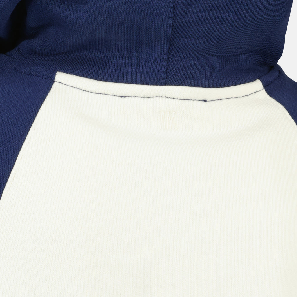 Image of the AMI Heart Hoodie made of cotton from the brand Ami PARIS for Unisex - Spring-Summer Season 2026 - Detailed View_2