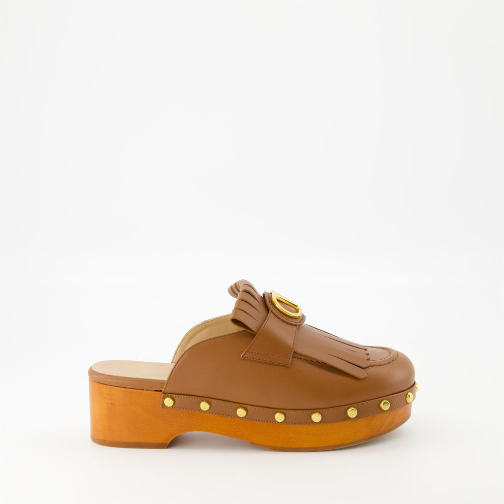 Open shoes VLogo Fringe Clogs Valentino Garavani Brown Femme