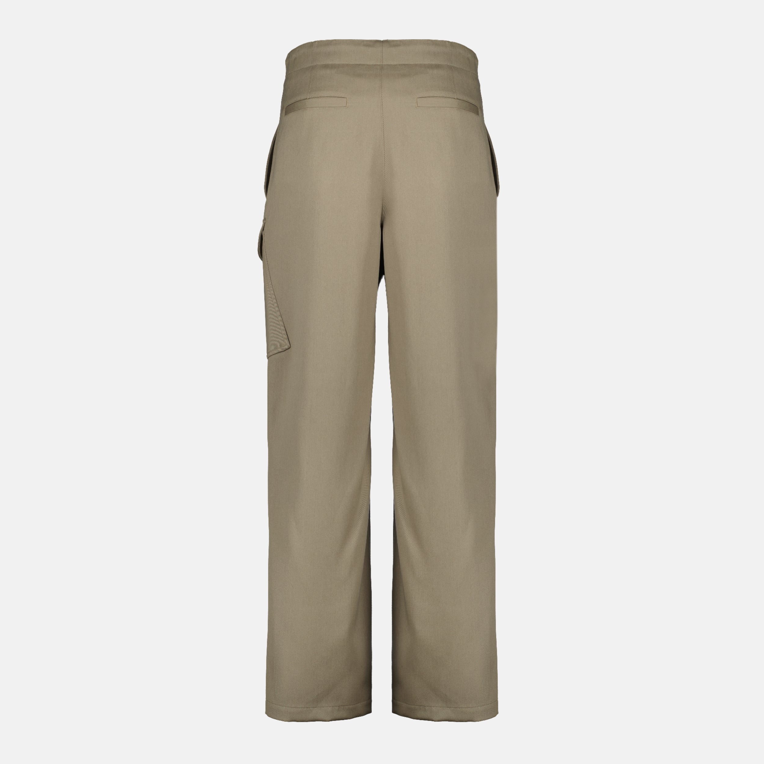 Imagen del pantalón cargo beige de la marca Dior para Hombre - Temporada Primavera-Verano 2026 - Vista Trasera