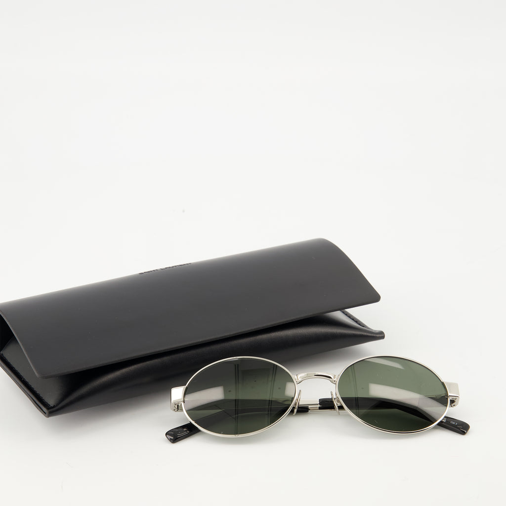 Immagine dell'articolo occhiali da sole SL 692 del marchio Saint Laurent per Unisex - Stagione Autunno-Inverno 2025 - Vista Dettagliata_3