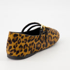 Chaussures plates Ballerines imprimées Prada Marron Femme