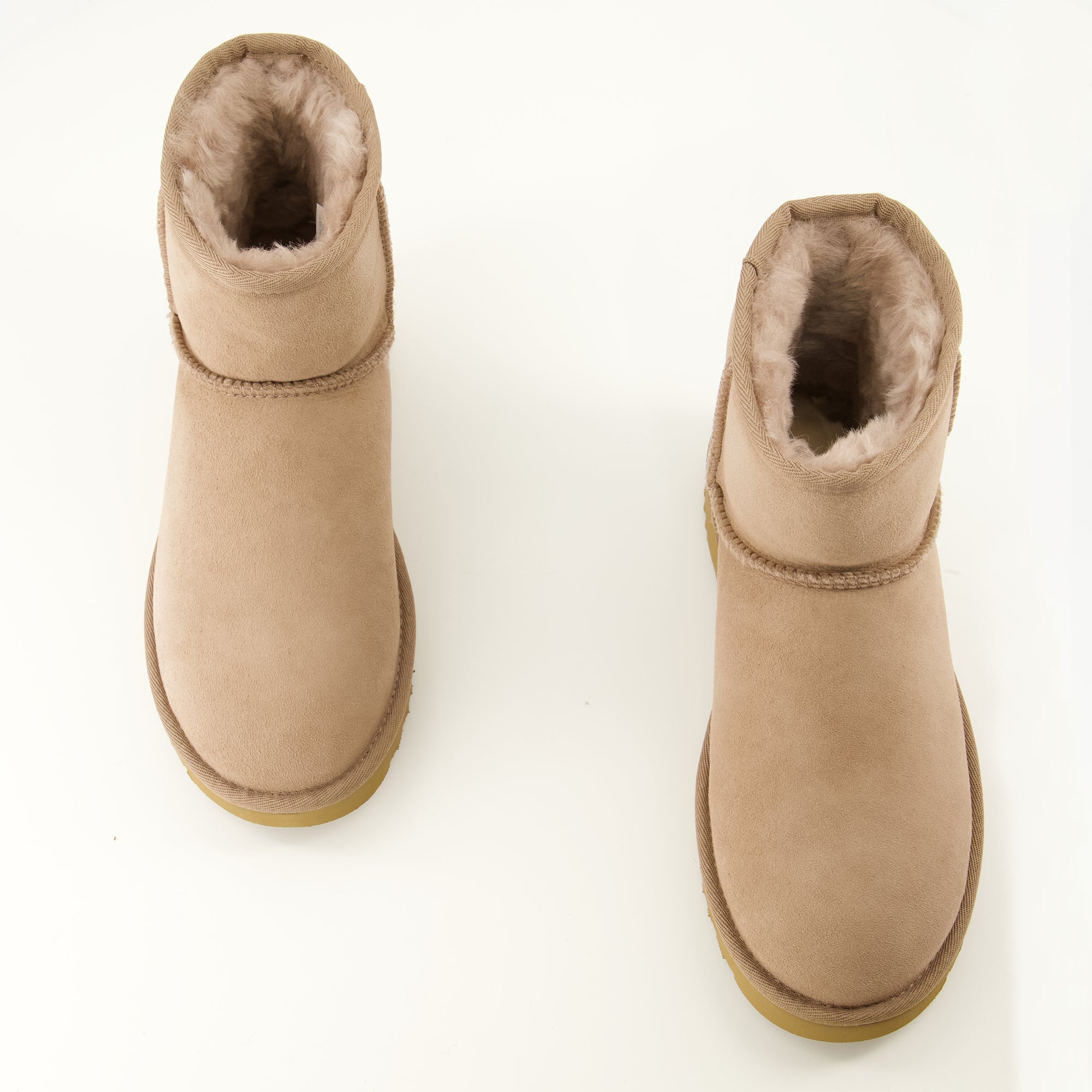 Bottines Classic Mini II Beige Stiefel Ugg Beige Femme