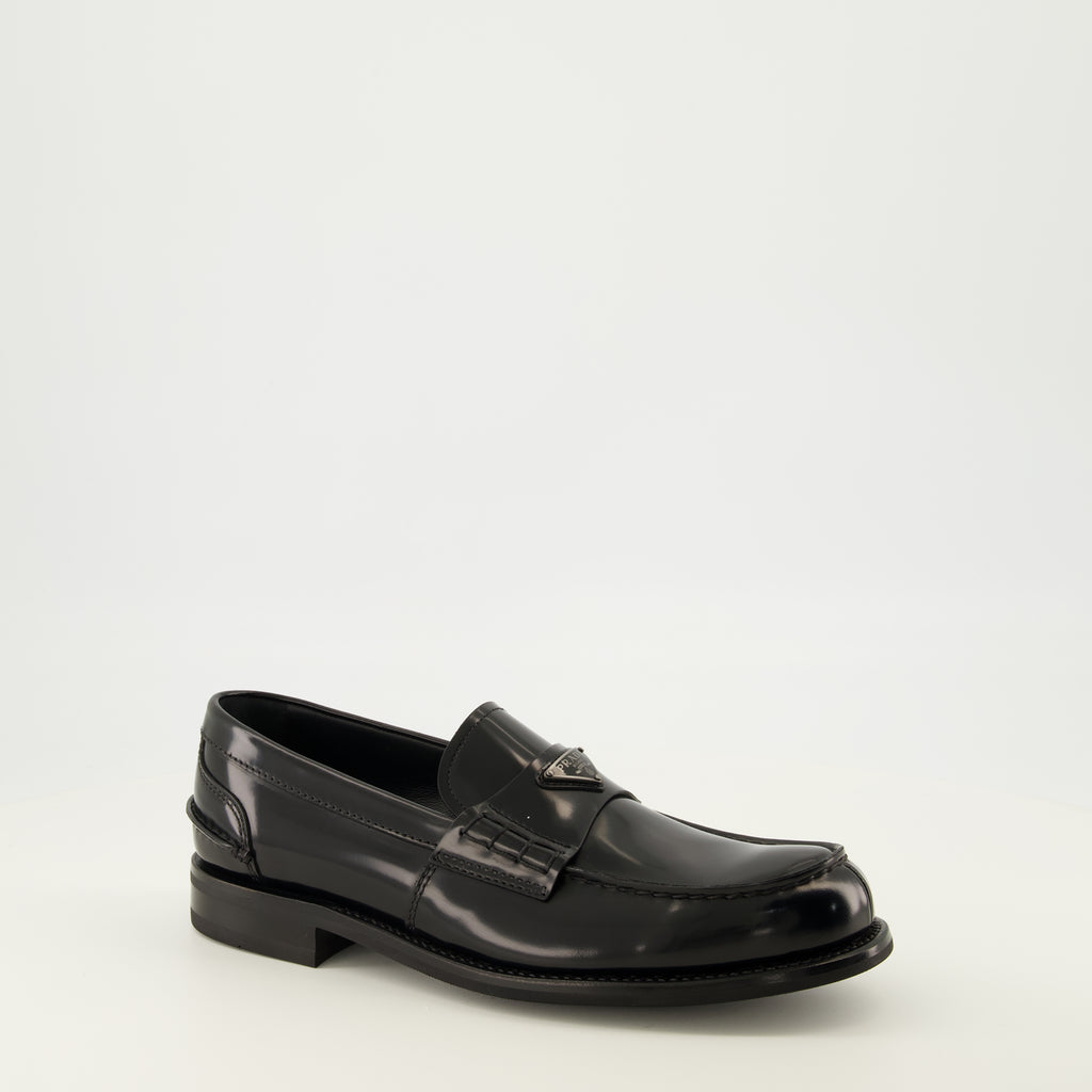 Mocassins Schwarze genoppte Leder Slipper Prada Noir Homme