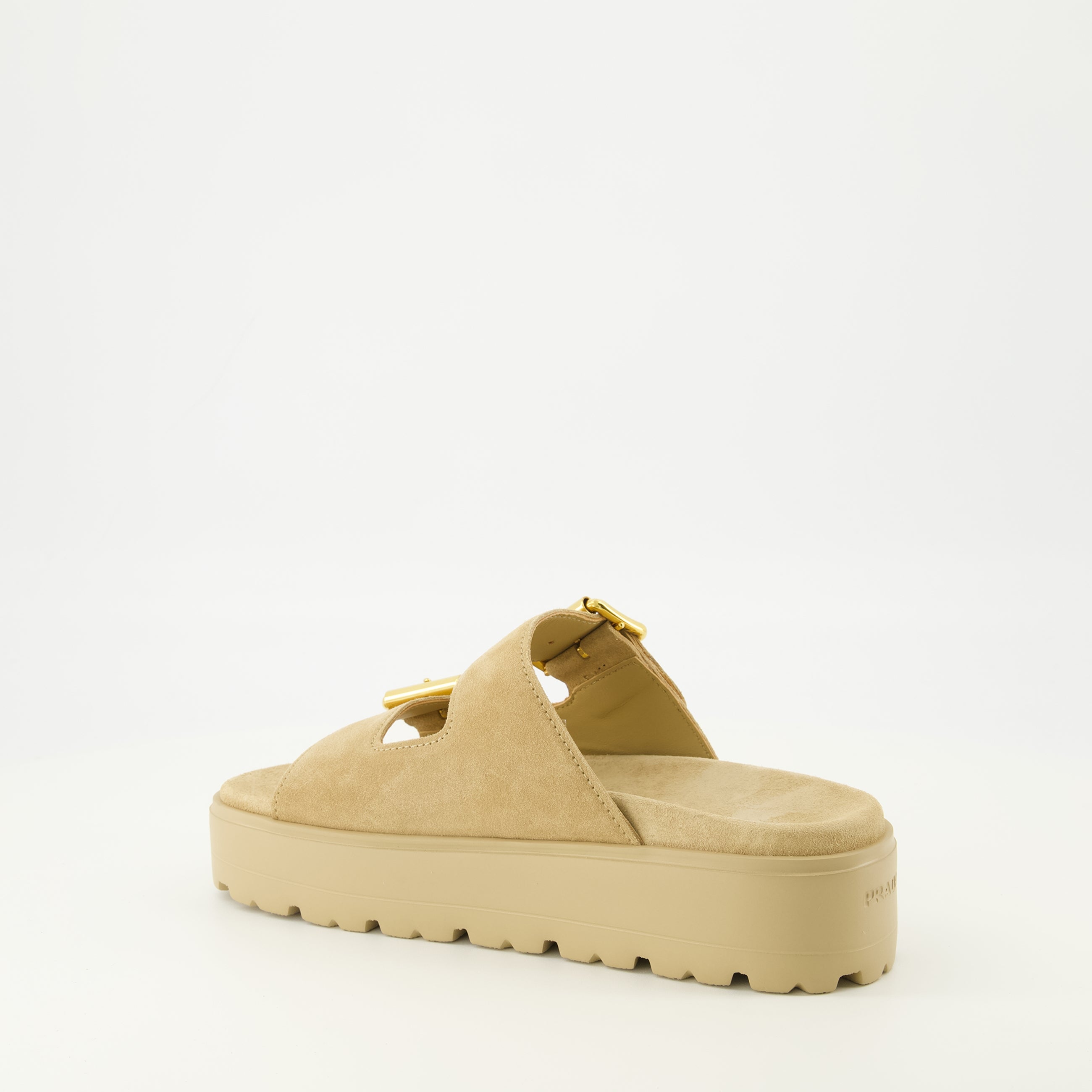 Imagen de las Mules de Plataforma de Ante Beige de Prada para Mujer - Temporada Primavera-Verano 2026 - Vista tres cuartos trasera derecha