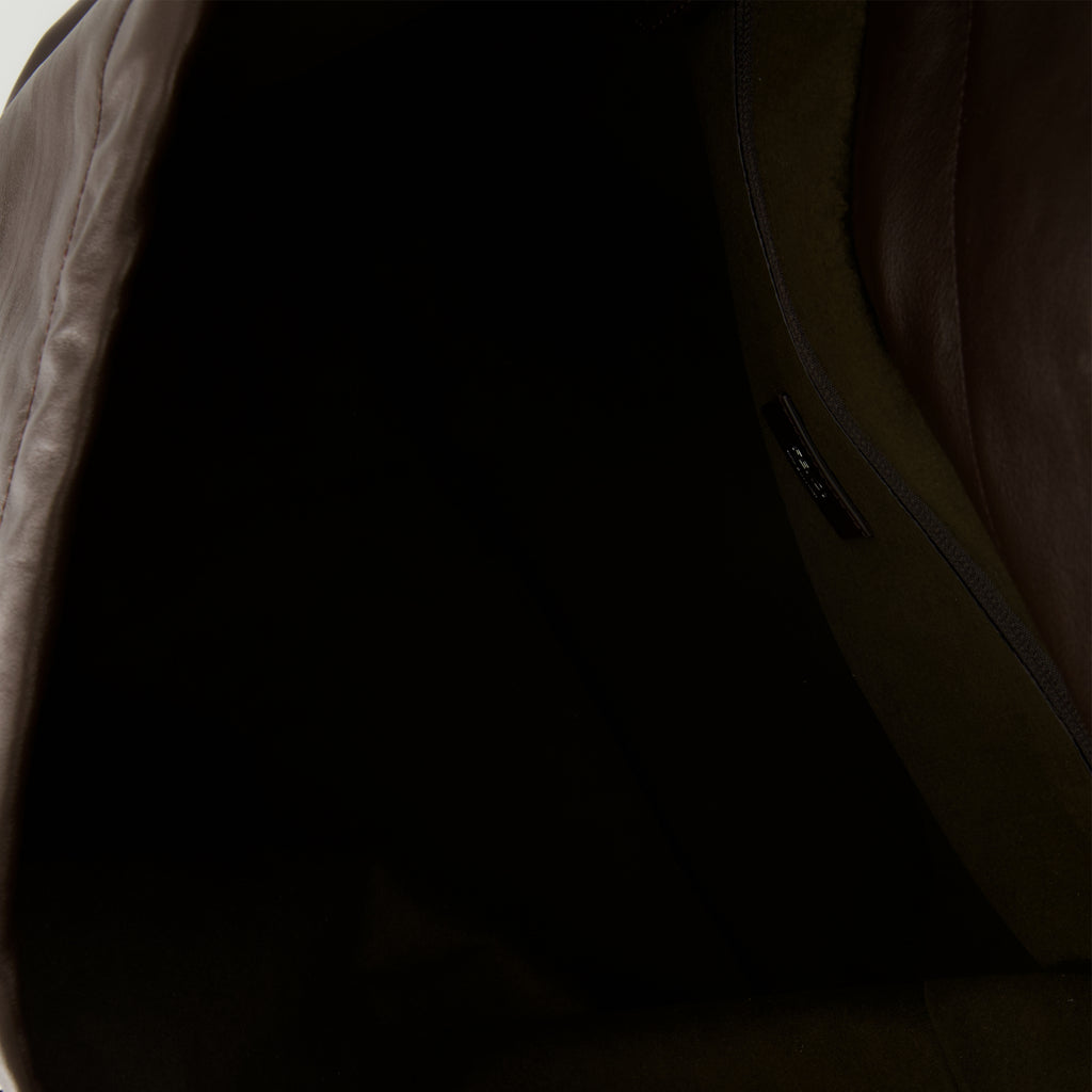 Image de l'article Sac Messenger Flux maxi marron de la marque Fendi pour Homme - Saison Automne-Hiver 2025 - Vue détaillée_3