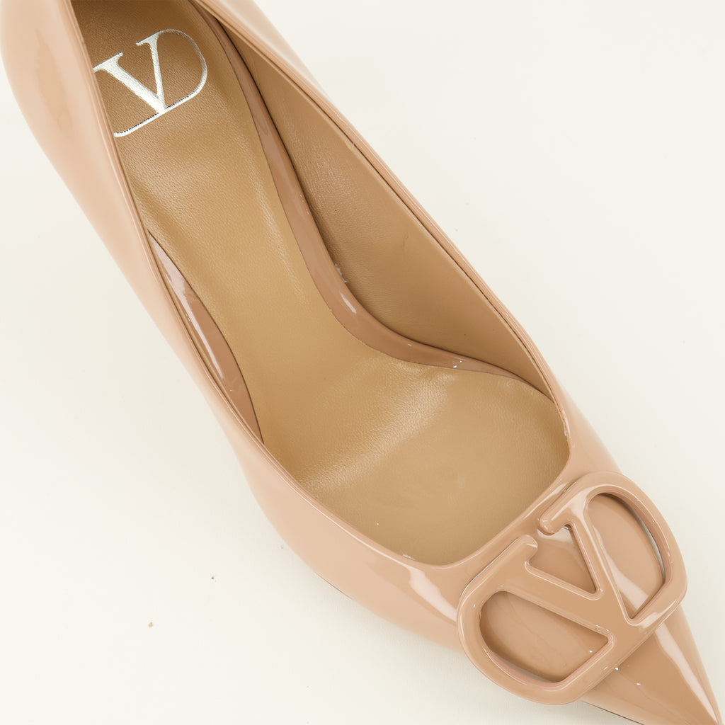 Escarpins VLogo Lackleder Pumps in Beige Valentino Garavani Beige Femme