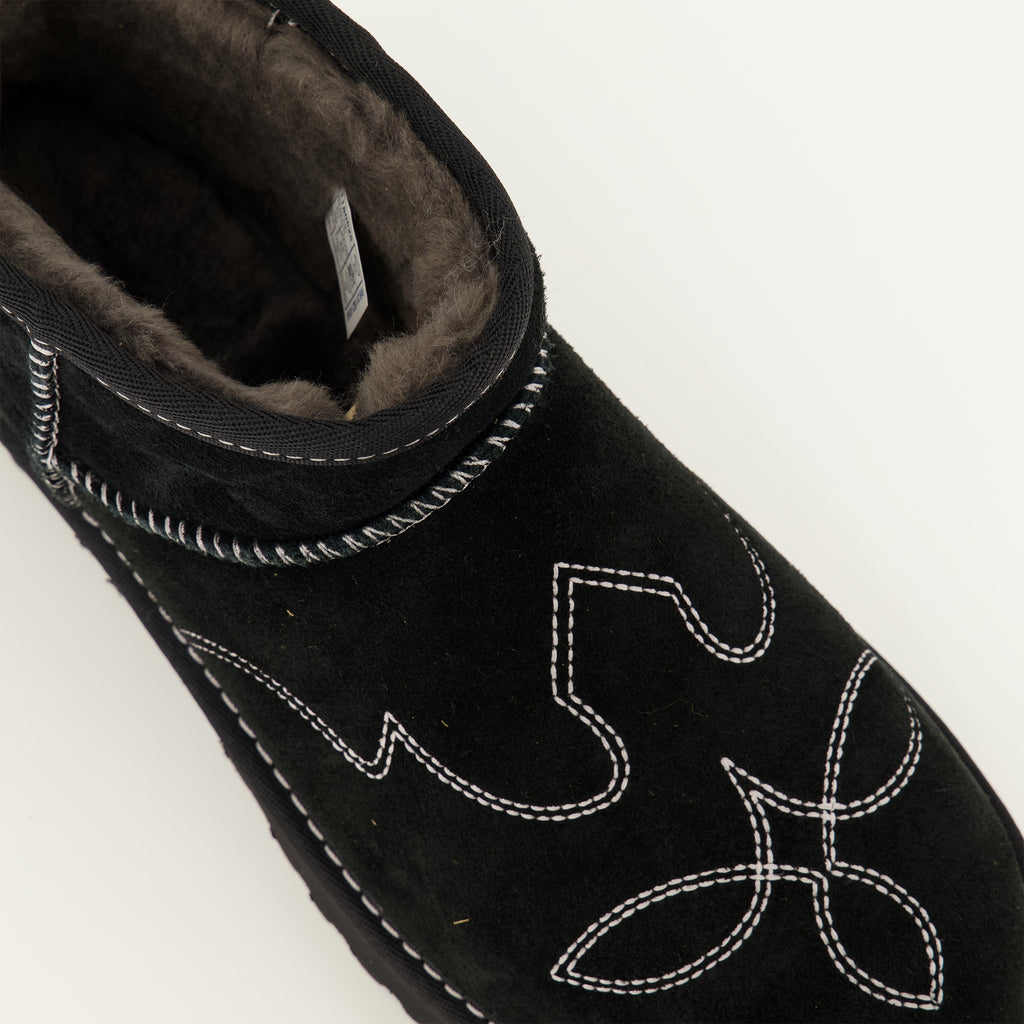 Bottines Classic Ultra Mini Western Black Boots Ugg Noir Femme