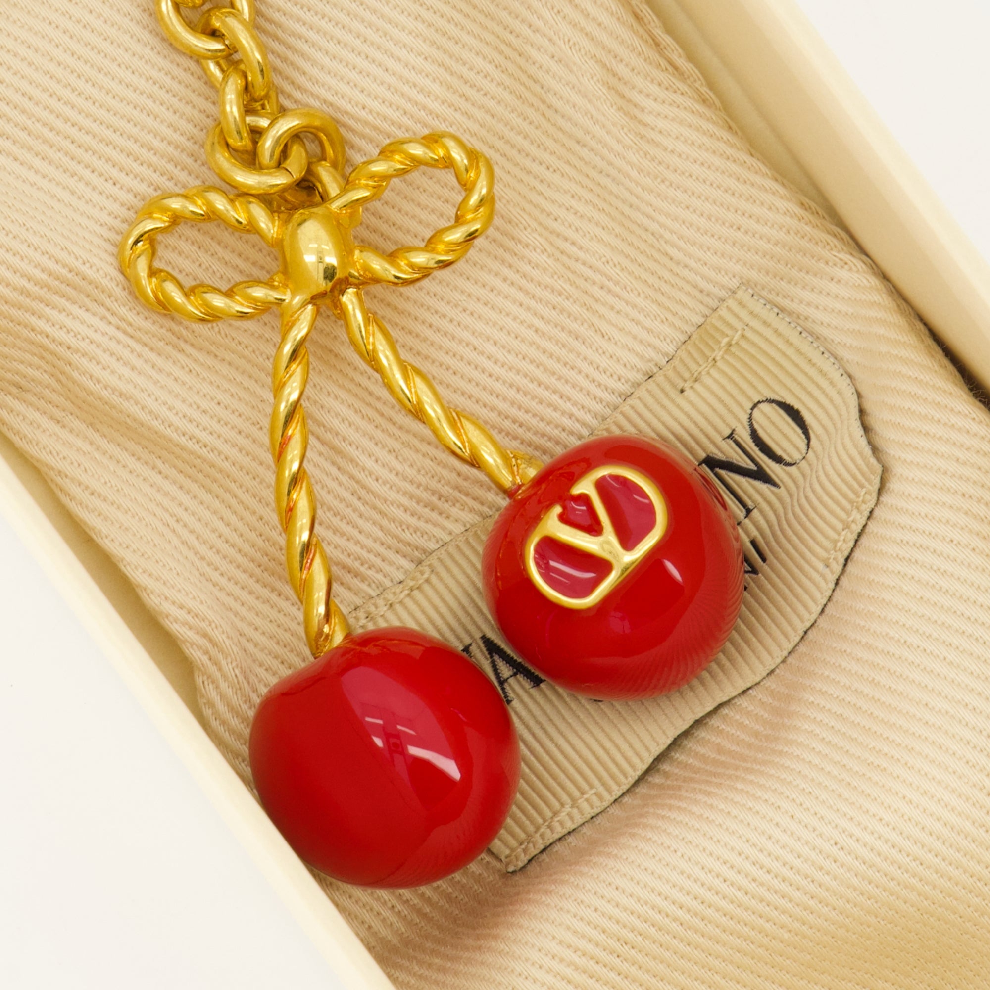 Lifestyle Cherry Keychain Valentino Garavani Doré Femme