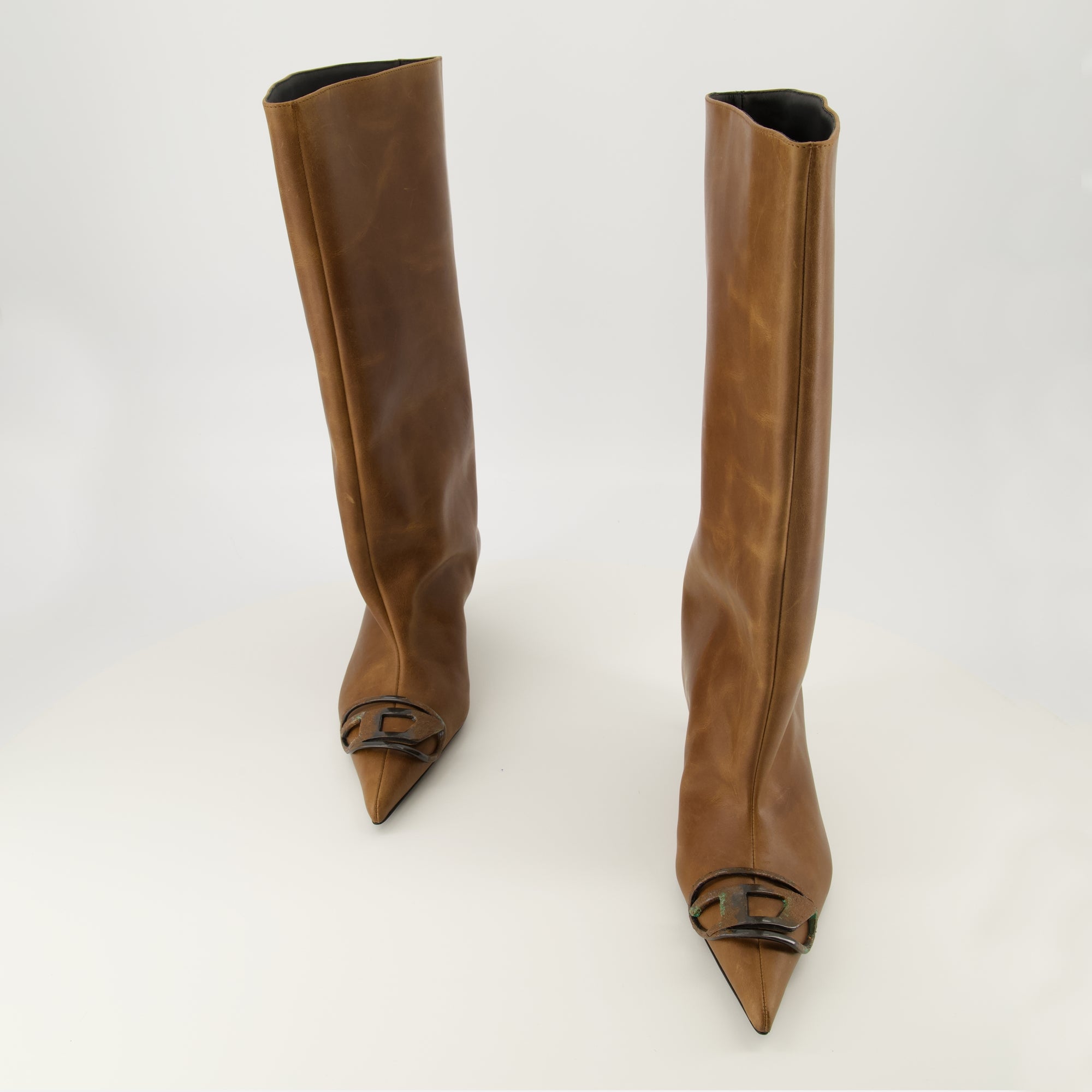 Image de l'article Bottes D-Venus de la marque Diesel pour Femme - Saison Automne-Hiver 2025 - Vue de dessus paire de chaussure