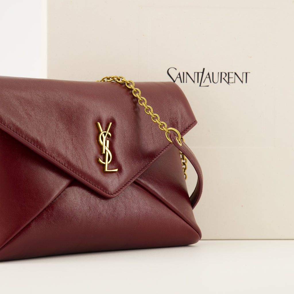 Sacs à main et épaule Cassandre Clutch Saint Laurent Rouge Femme