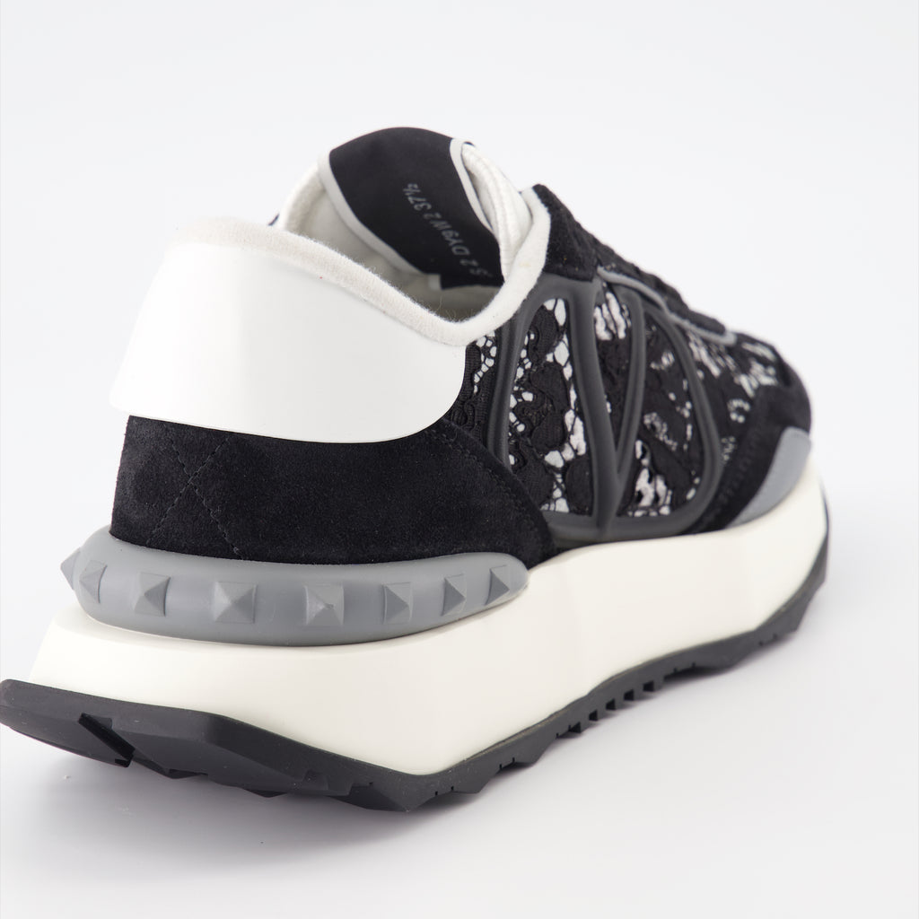 Sneaker Baskets Lace Runner Valentino Garavani Schwarz Femme