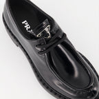 Loafer Mocassins à lacets Prada Schwarz Femme